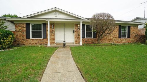 1622 Crest Park Dr, Garland TX  75042-5347 exterior