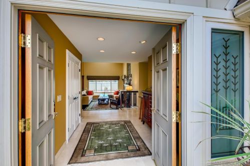 10819 Cascajo Ct, San Diego, CA 92124-2103