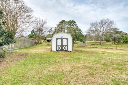 4179 Stokes Rd, Bellvue TX 77418-4139 exterior