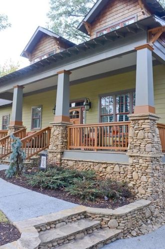 3296 Madison St, Atlanta, GA 30337-1512