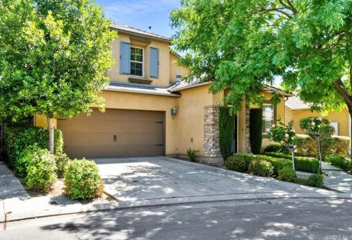3612 Trenton Ln, Clovis, CA 93619-2004
