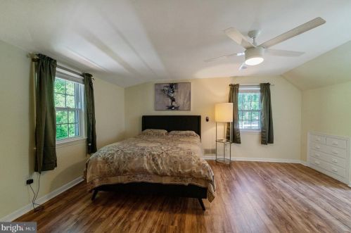 9914 Capitol View Ave, Silver Spring MD 20910-1033 exterior