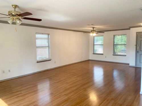 1612 Morrison Dr, Fort Worth TX  76112-3765 exterior