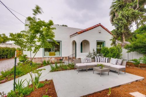 2358 Palo Verde Ave, Palo Alto, CA 94303-1553