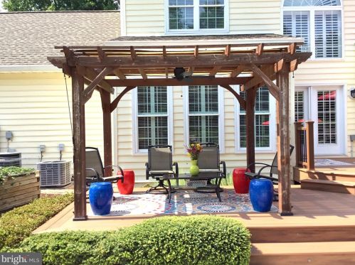 217 Revell Rd, Fredericksburg, VA 22405-5934