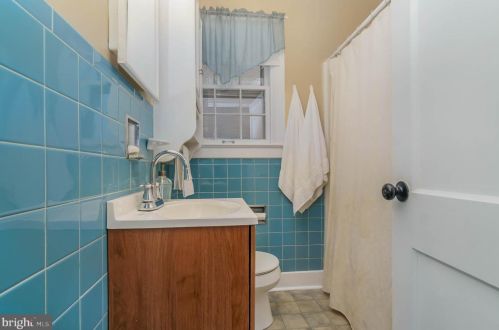 143 Orange St, Carlisle PA 17013-2229 exterior