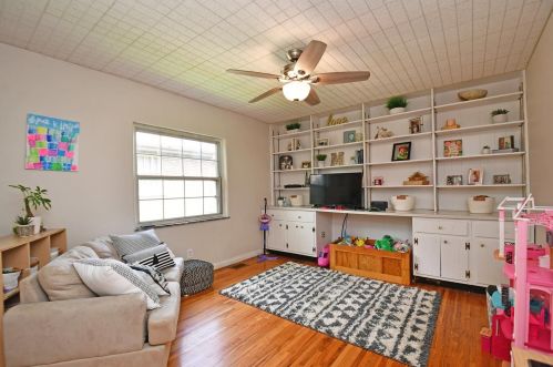 1335 Covedale Ave, Cincinnati OH  45238-3845 exterior