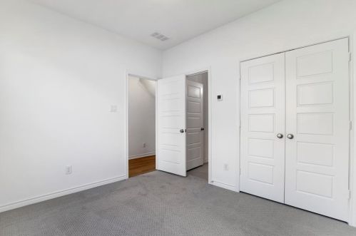 1733 Cantey St, Fort Worth TX  76110-2946 exterior