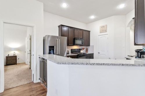 3987 Waukegan Rd, Conroe TX  77306-5870 exterior