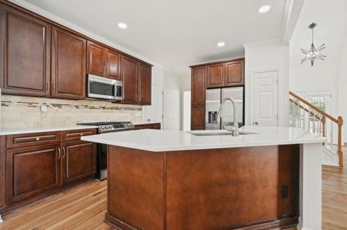 506 Chestnut Walk, Holly Springs GA  30114-7748 exterior