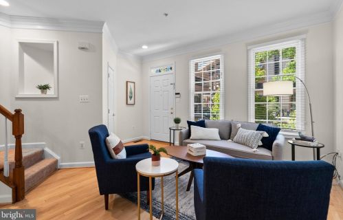 8509 2 Ave, Silver Spring MD 20910-2149 exterior