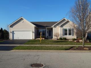 206 Stearn Dr, Genoa, IL 60135-1424