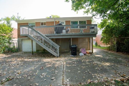 3041 Aquadale Ln, Cincinnati OH  45211-8004 exterior