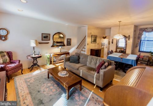 323 Dickinson St, Philadelphia, PA 19147-6514