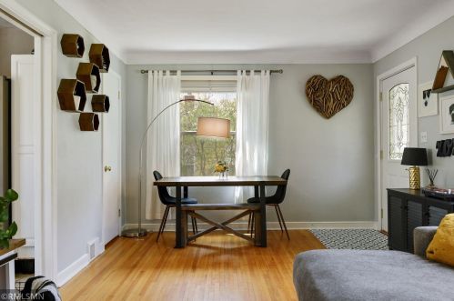 2710 2nd Ave, Saint Paul MN  55109-3320 exterior