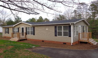 4871 Mounira Ave, Hickory, NC 28602-9516