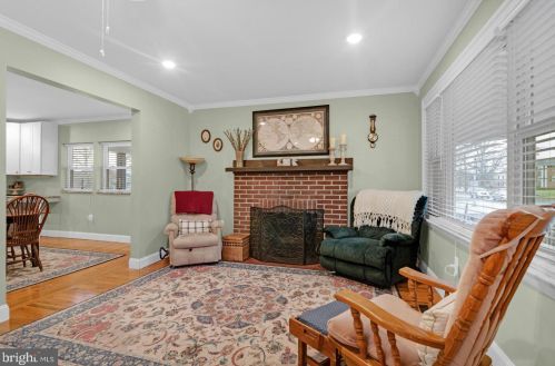 525 Park Blvd, Haddonfield NJ  08033-2938 exterior