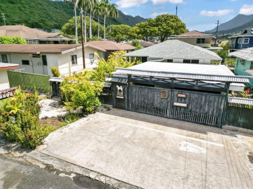 642 Analu St, Honolulu, HI 96817-1625
