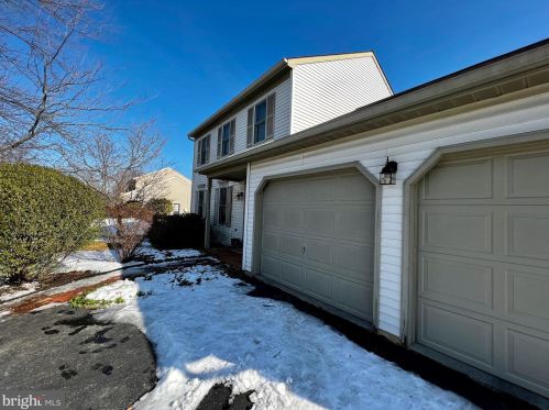 654 Maurice St, York, PA 17404-6403