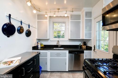 1313 Elson Ct, Silver Spring MD 20912-7027 exterior