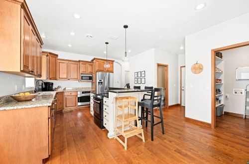 1525 Evergreen Dr, Scanlon MN  55720-8510 exterior