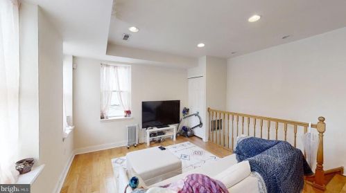 801 19th St, Philadelphia, PA 19130-2001