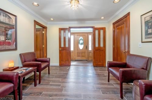 150 Madison Ave, Morristown, NJ 07960-6099
