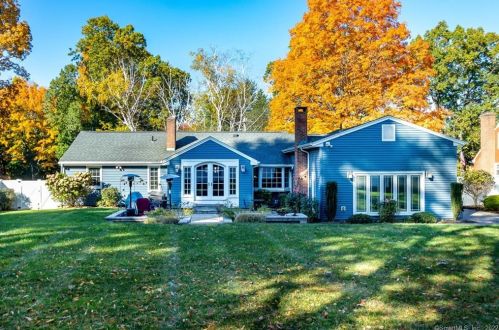 45 Reservoir Rd, Kensington, CT 06037-2809