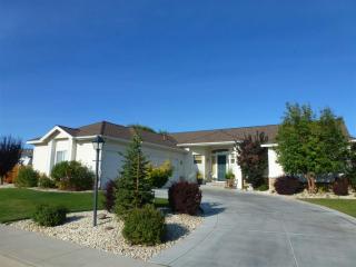 1038 Silveranch Dr, Gardnerville, NV 89460-8697