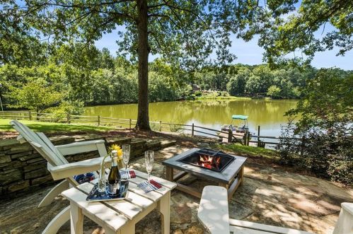 225 Tellico Rd, Holly Springs, GA 30115-7069