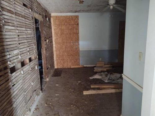 1369 Bryan Ave, Atlanta GA  30344-2608 exterior