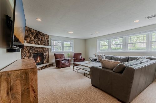 3009 Stratford Rd, Arlington Hts IL  60004-1707 exterior
