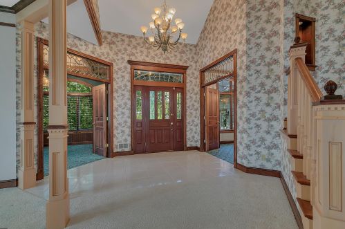 1834 Woodland Rd, Saint Cloud, MN 56304-1330