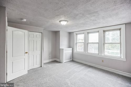 5804 20 St, Philadelphia PA 19138-2902 exterior