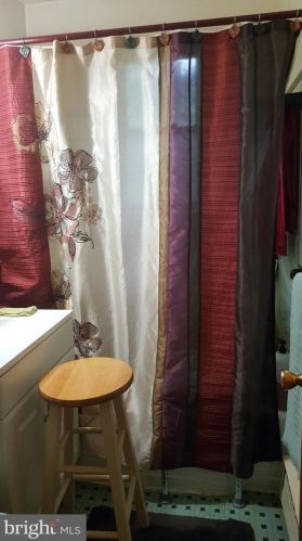 706 Kennebec Ave, Silver Spring MD 20912-6805 exterior