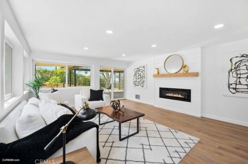 915 Alta Vista Dr, Vista CA  92084-5517 exterior