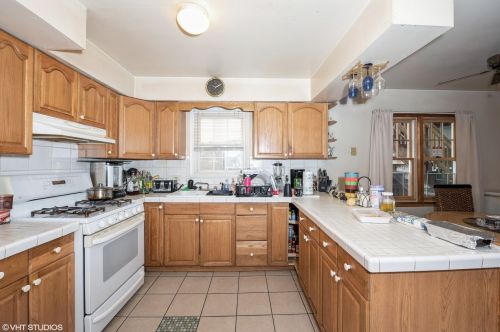 1024 Monitor Ave, Chicago, IL 60651-2570