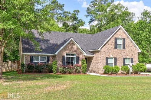 149 Buckfield Dr, Rincon, GA 31326-3130