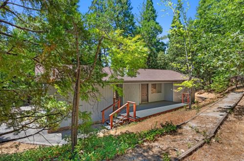 6320 Red Robin Rd, Swansboro Country, CA 95667-8195