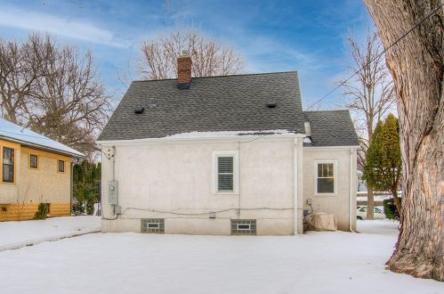 1160 James Ave, Saint Paul MN  55105-2919 exterior