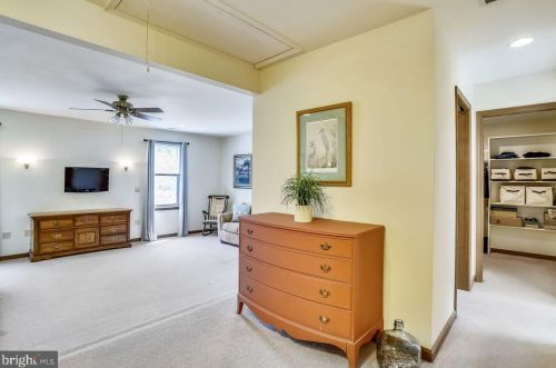 737 Sharpsburg Dr, Davidsonville MD 21035-1927 exterior