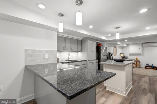 8409 Grove St, Silver Spring MD 20910-4761 exterior