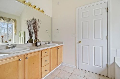 215 Lanella Pkwy, Conyers GA  30013-5237 exterior