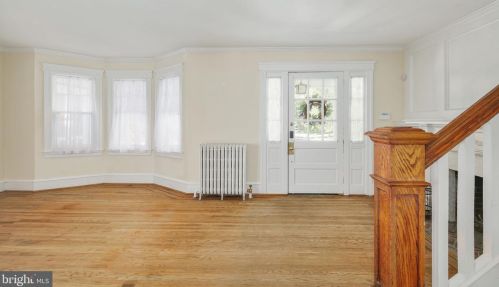 409 Warwick Rd, Tavistock NJ 08033-3829 exterior