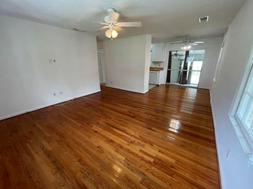 3 Chapman Ave, Isle Of Palms SC  29451-2413 exterior