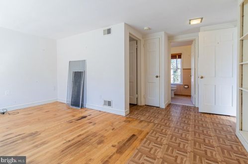 1028 Mcceney Ave, Silver Spring MD 20901-1456 exterior