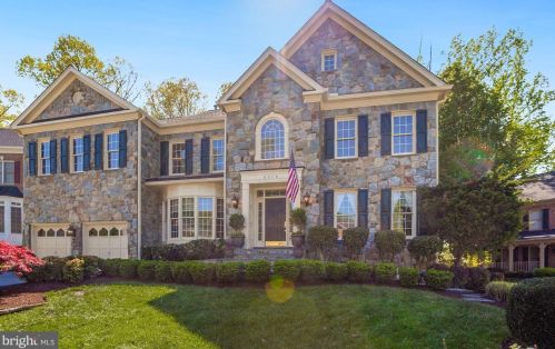6316 Timarron Cove Ln, Springfield VA  22015-4073 exterior