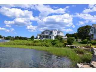 22 Niles Rd, Mystic, CT 06355-3289