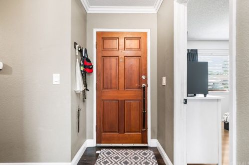 4200 Alderdale Ave, Anaheim CA  92807-2837 exterior