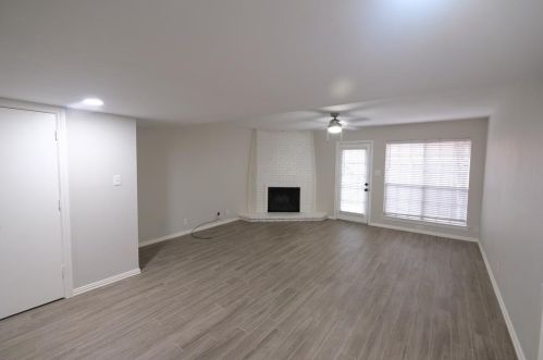 1093 Roaring Springs Rd, Fort Worth TX  76114-4484 exterior